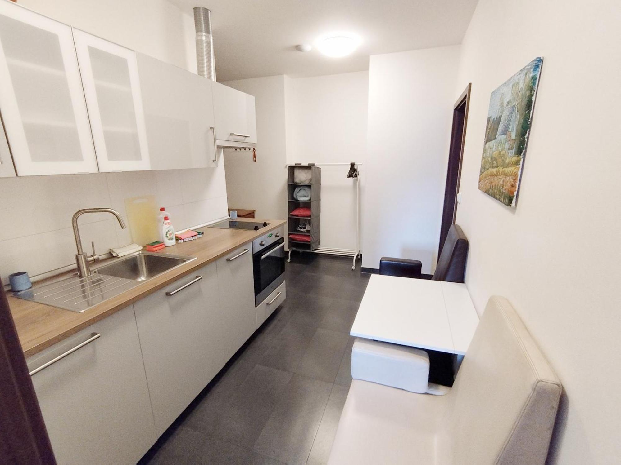 פראג Cozy Rooftop With Balcony מראה חיצוני תמונה
