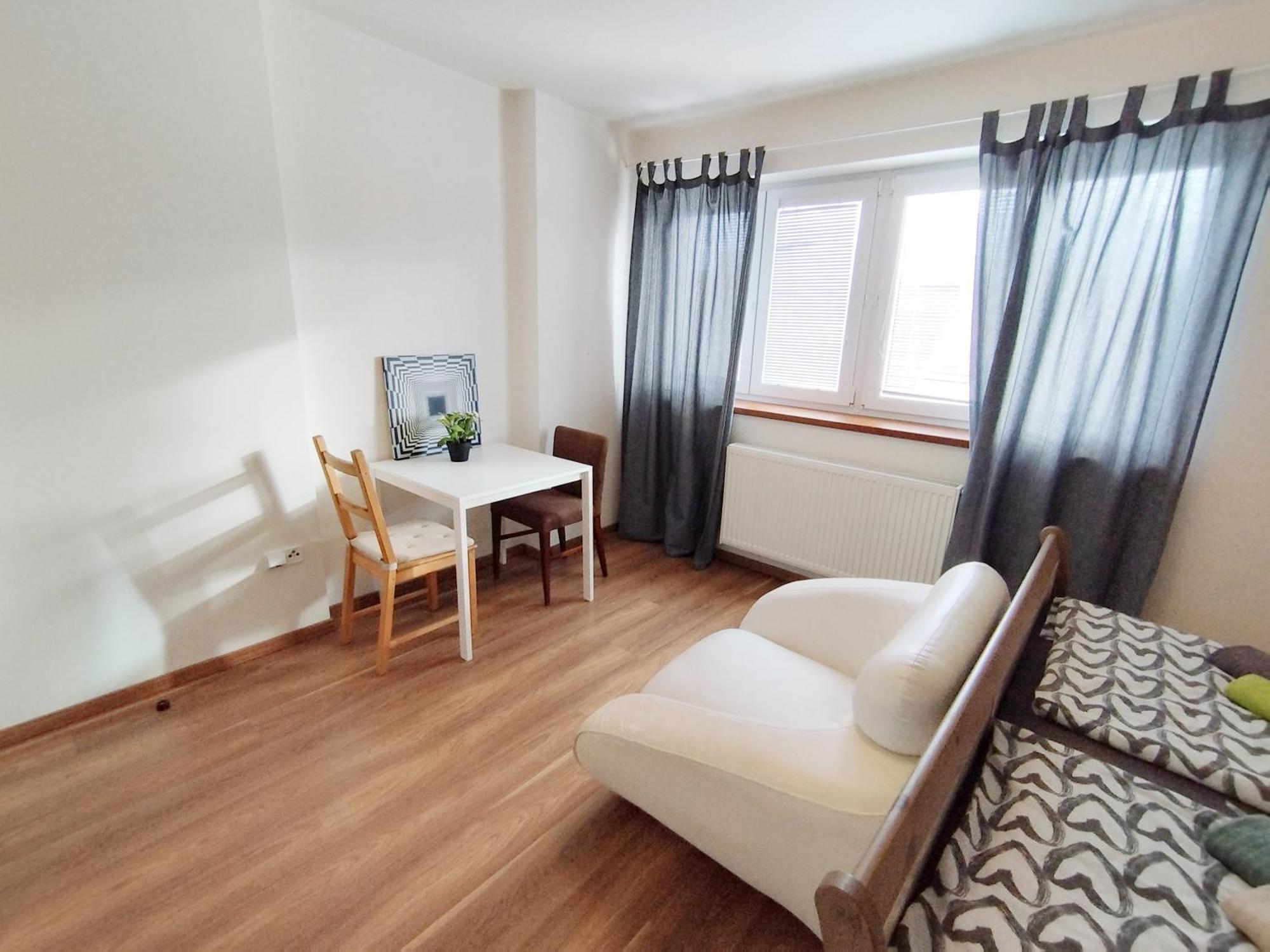 פראג Cozy Rooftop With Balcony מראה חיצוני תמונה